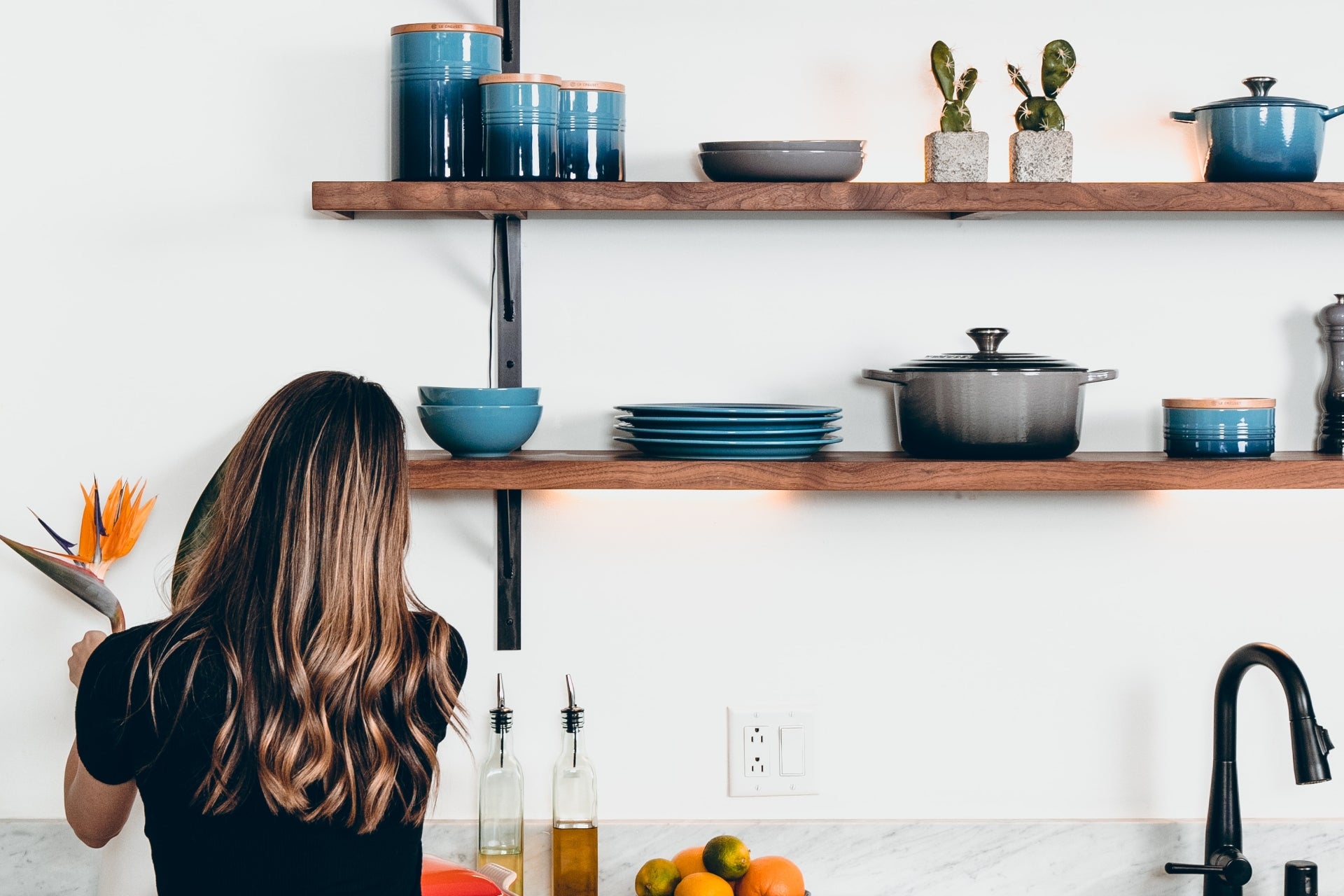 The Ultimate Guide to Cleaning Seasonal Clutter