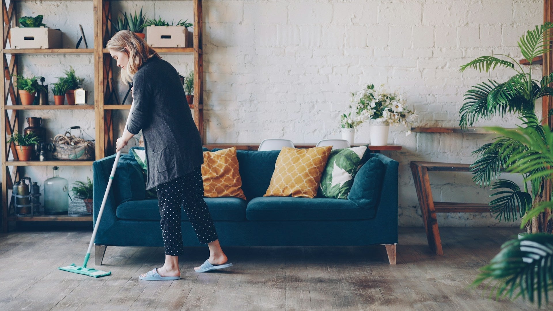 Cozy home in autumn, eco-friendly fall cleaning checklist tips for a fresh space