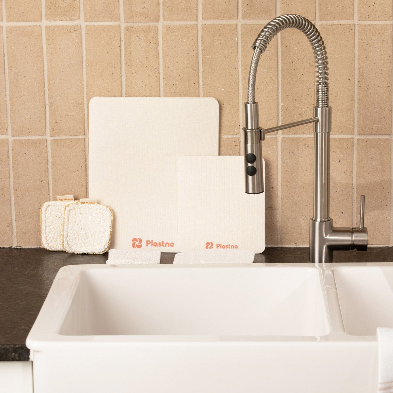 Plaastno Sustainable Cleaning Spray