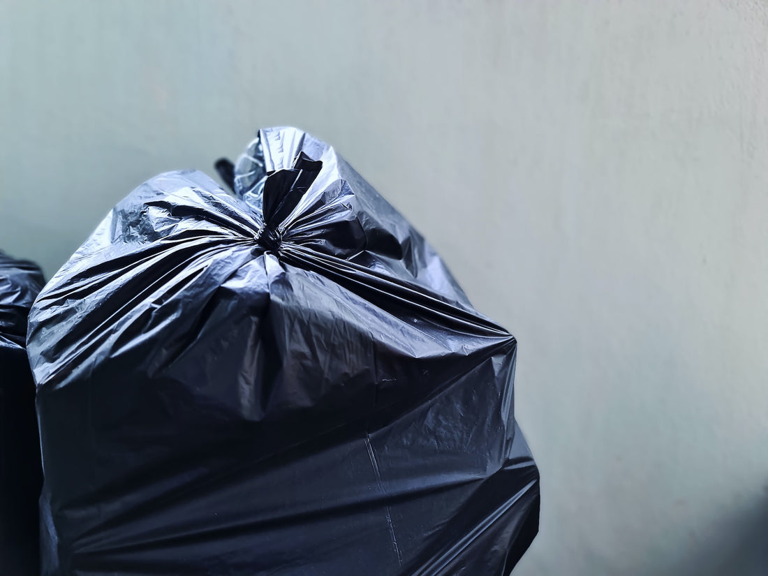 7 Alternatives to Plastic Trash Bags