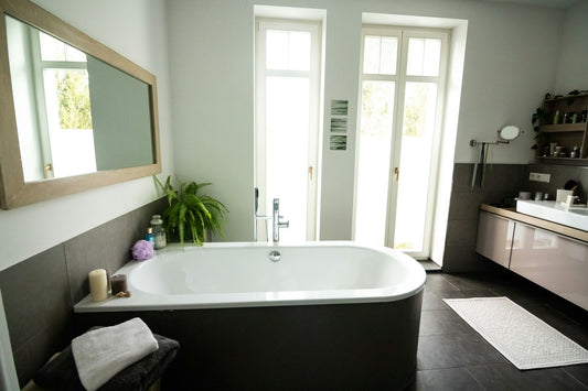 The Ultimate Guide to a Plastic-Free Bathroom: Achieving a Sustainable & Eco-Friendly Space