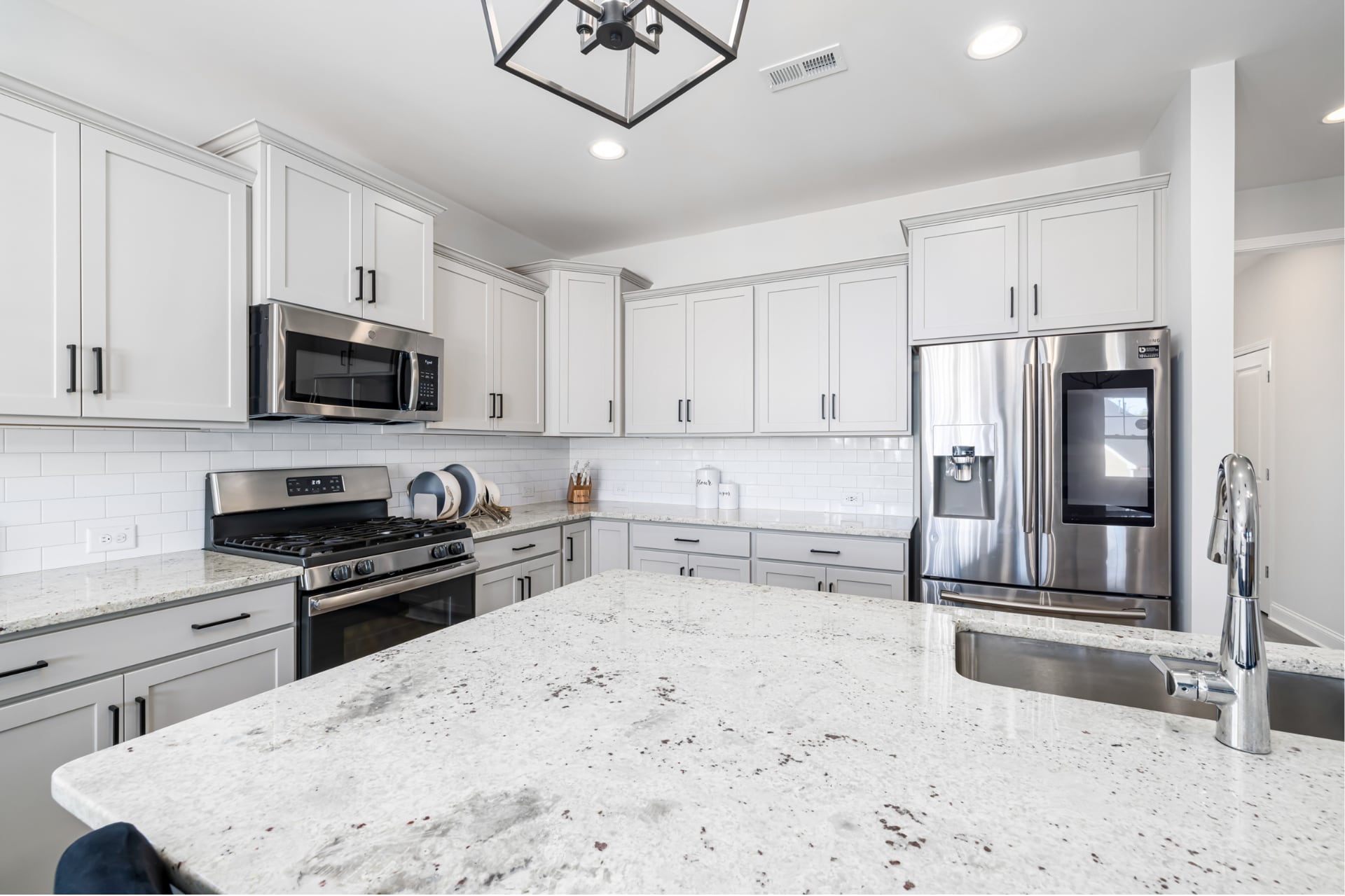 How to Clean Granite and Marble Countertops (Skip the Vinegar)