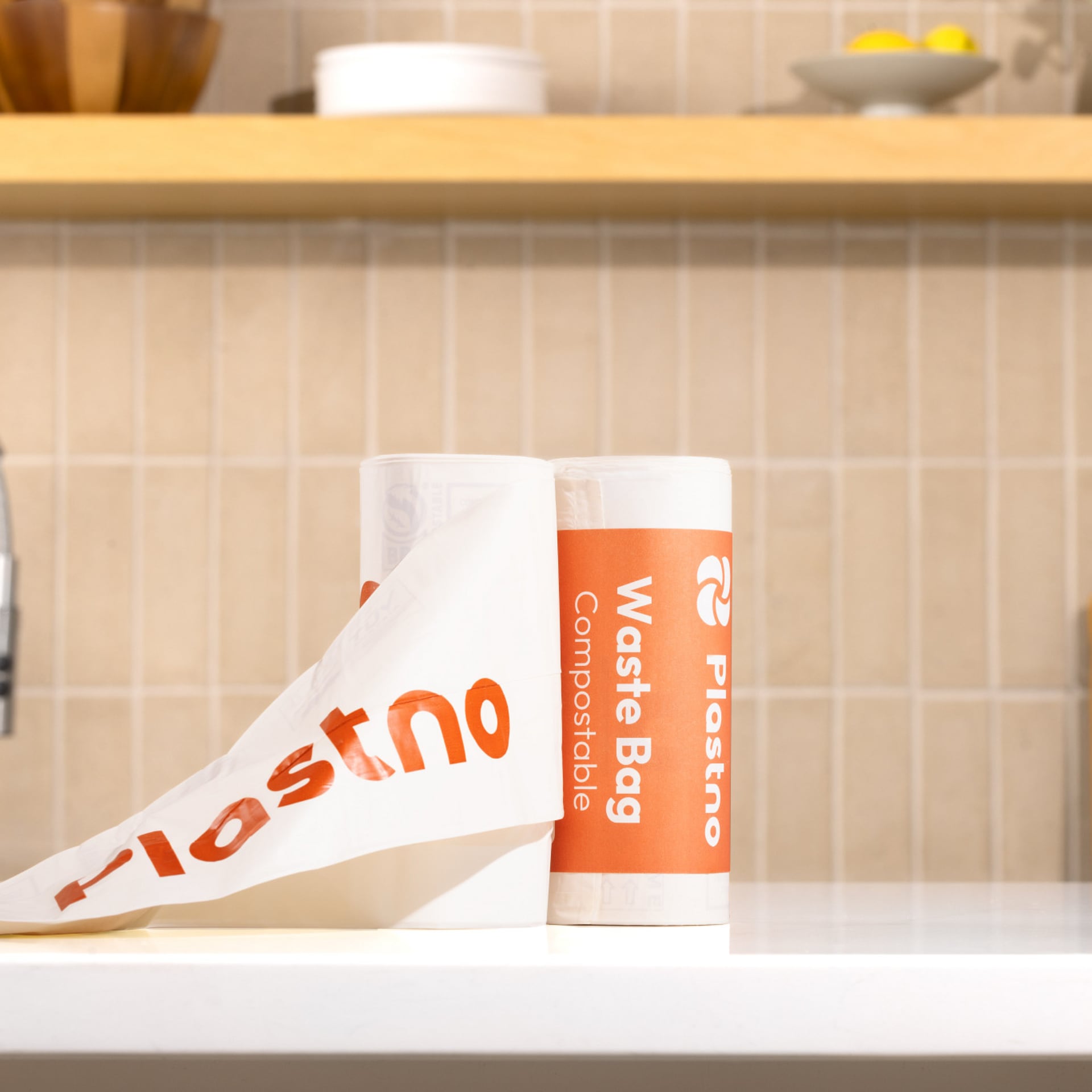 Plastno Waste Bag Tall roll of 30 compostable trash bags: sized 24 by 28 inches